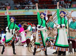 军运会男子500米障碍跑，潘玉成贴地飞过地桩网，速度打破世界纪录