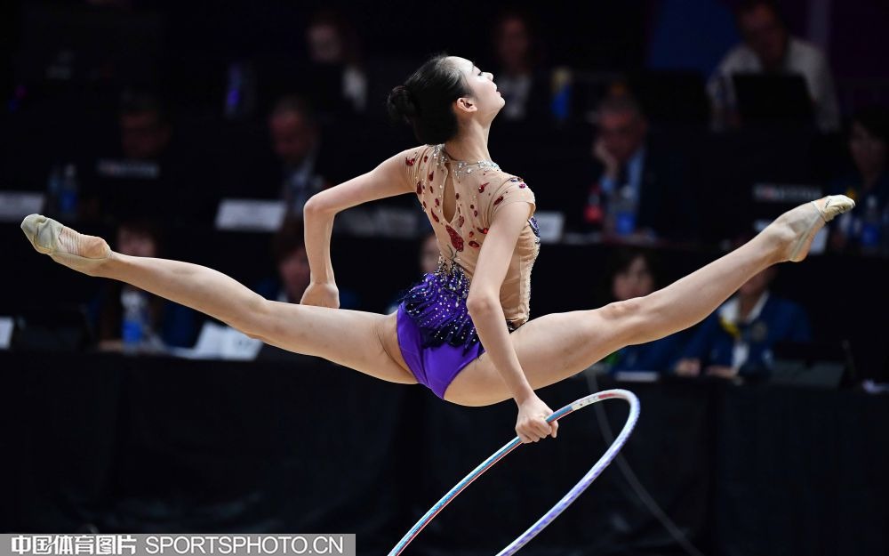 - 詹姆斯总绝杀数远超杜兰特，季后赛绝杀优势显著。／／[@且听风吟]：不是聊关键球吗